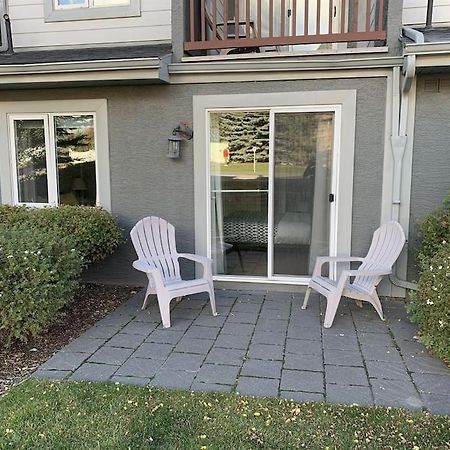 New! Cozy Rocky Mountain Chalet Managed By Little Sister Getaways Canmore Eksteriør bilde